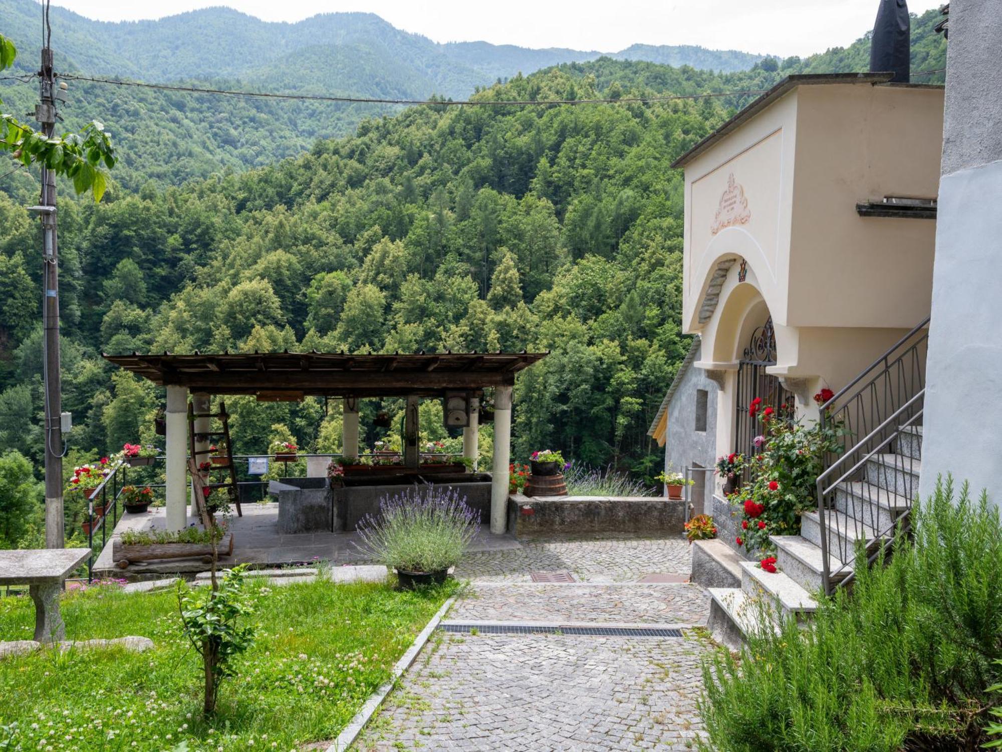 Chalet Il Gianlupo By Interhome Bognanco Exterior photo